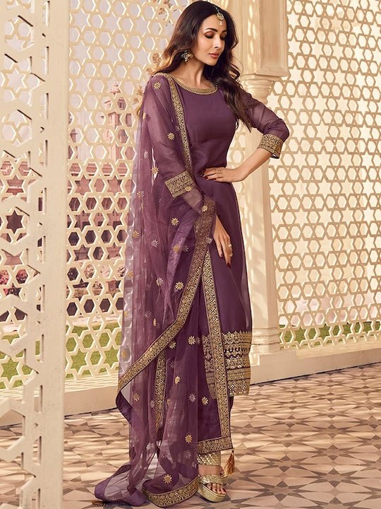 Embroidered Round Neck Zari Purple Kurta Set With Dupatta - Image 7